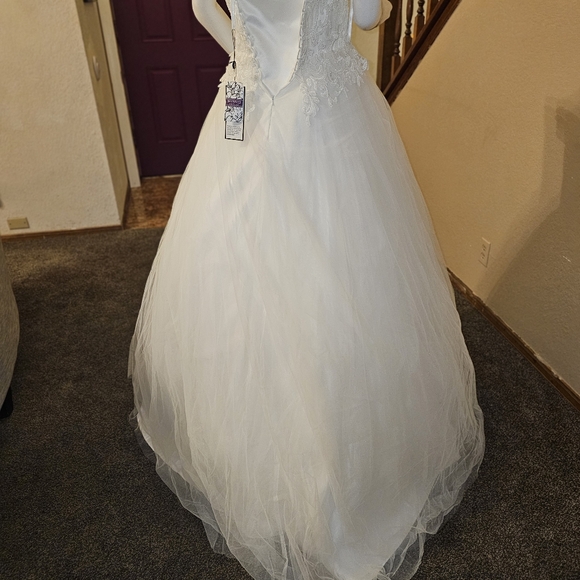 DRESS DeKlaire wedding dress long train sleeve 455W L - Picture 4 of 9